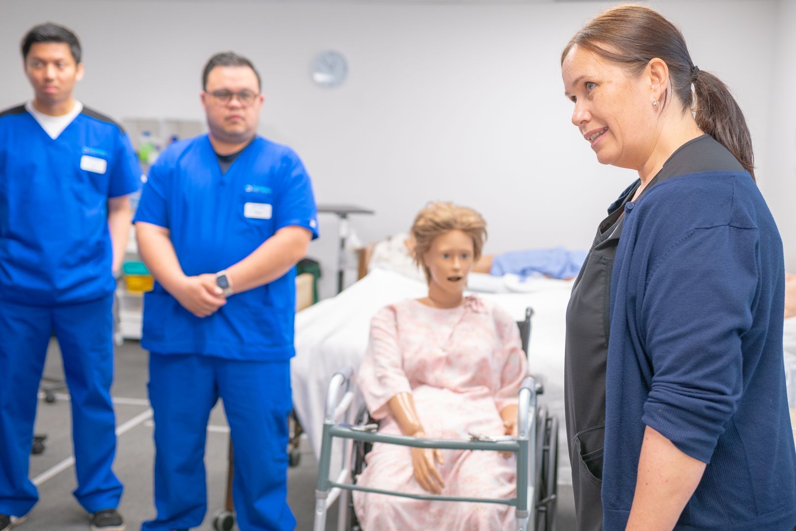 Personal support worker training in a simulated care setting